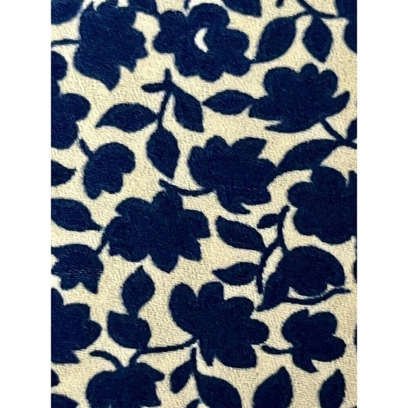 Lark & Ro Blue Floral Blouse Women’s 2 Long Sleeve Career Casual Preppy Modest - Picture 9 of 9